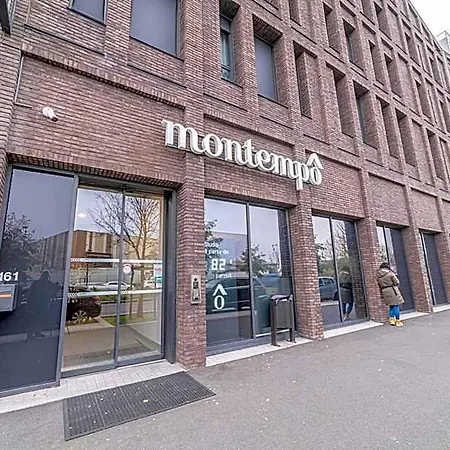 Montempo Centre - Bassins A Flot Hotel 2*